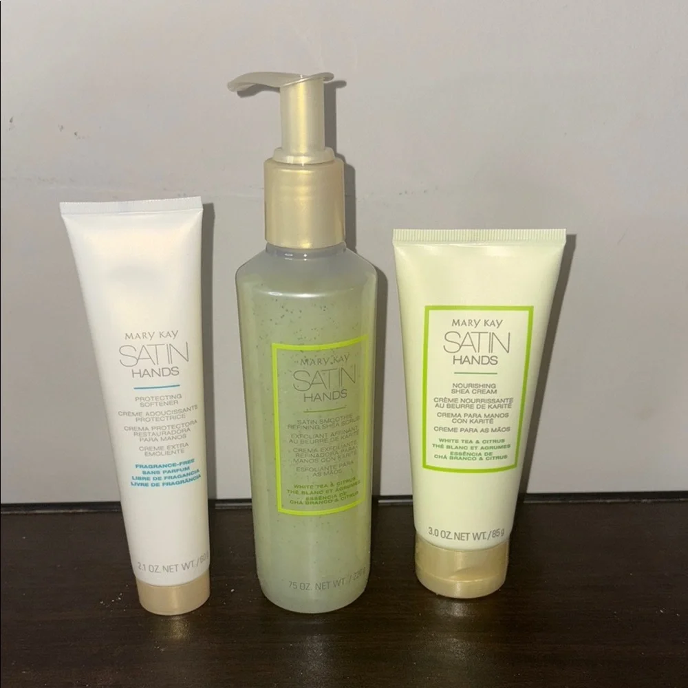 Mary‎ Kay Satin Hands Set💚💚